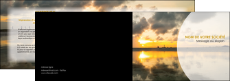 creation graphique en ligne depliant 2 volets  4 pages  sejours couche de soleil plage ile MIDLU40036