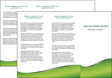 modele depliant 3 volets  6 pages  vert fond vert colore MIFCH59266