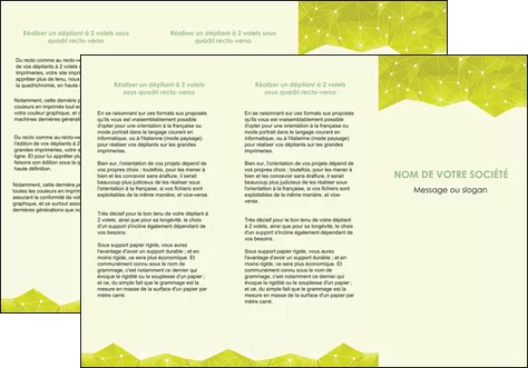 modele depliant 3 volets  6 pages  graphisme vert fond vert colore MLGI60060